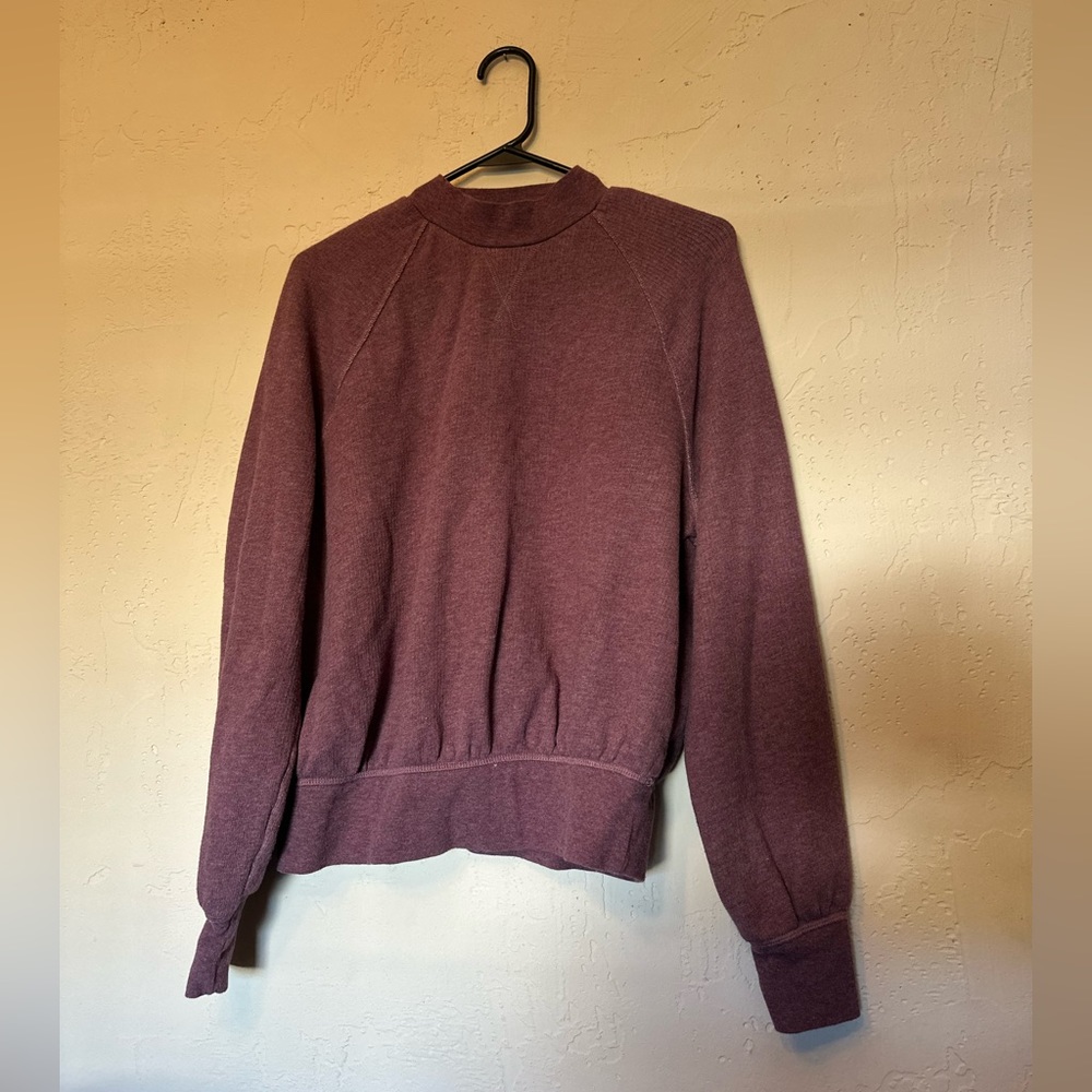 🛍️4/$15🛍️Size Small Sweater